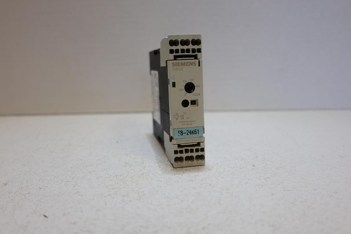 Used Siemens SIRIUS 3RP1540‑2AB30 OFF‑Delay Timing Relay – 24 V AC/DC, LED GHC-37