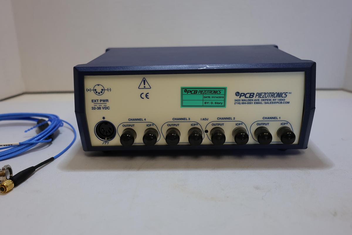 Used PCB 482C05 Vibration Analysis System w/ 2 HT356B01 Sensors & 034G10