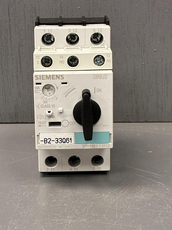 Used Siemens 3RV1021-1JA10 Motor Protection Circuit Breaker – 3RV10 Series,