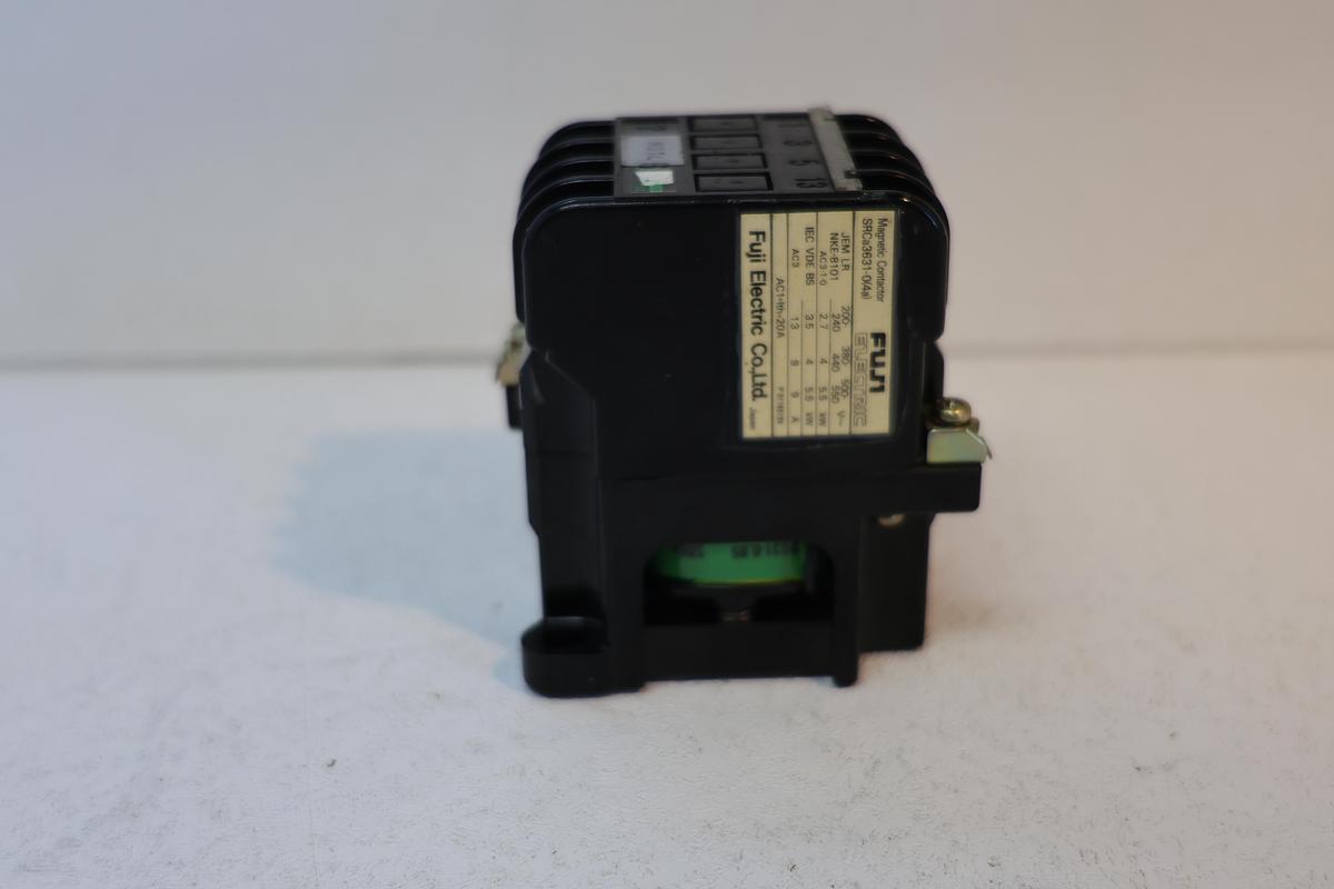 Used Fuji Electric Srca3631-0(4a) Magnetic Contactor 20a 200 220v Coil - GHA-186