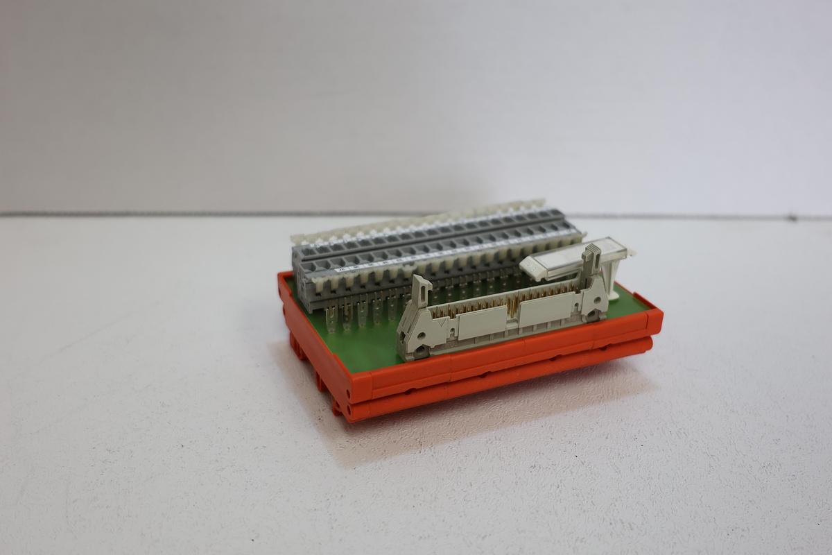 Used Weidmuller Interface Module DIN Rail Mount PLC Interface Relay Module – Used Tested