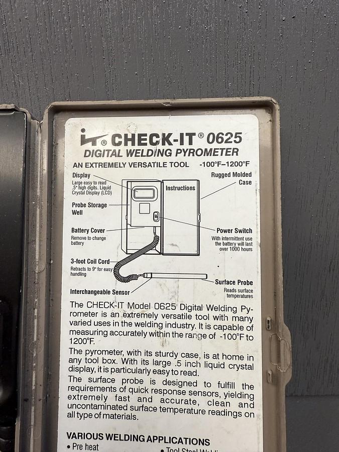 Used Pyrometer, Digital Model 0625 Check-It Electronics Corp. GHB-49