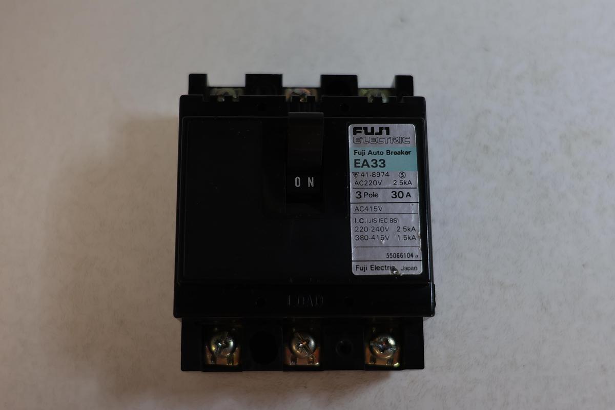 Used Fuji Electric EA33 Auto Circuit Breaker 3 Pole 30A MCCB AC220V / AC415V GHA-186