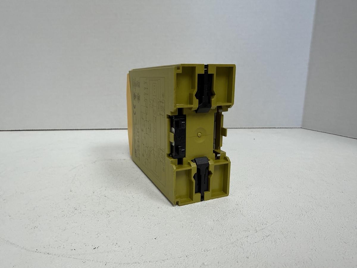 Used PILZ PNOZ MS1P 773800 Safety Relay Module – 24VDC, PNOZmulti Expansion Module GHC-38