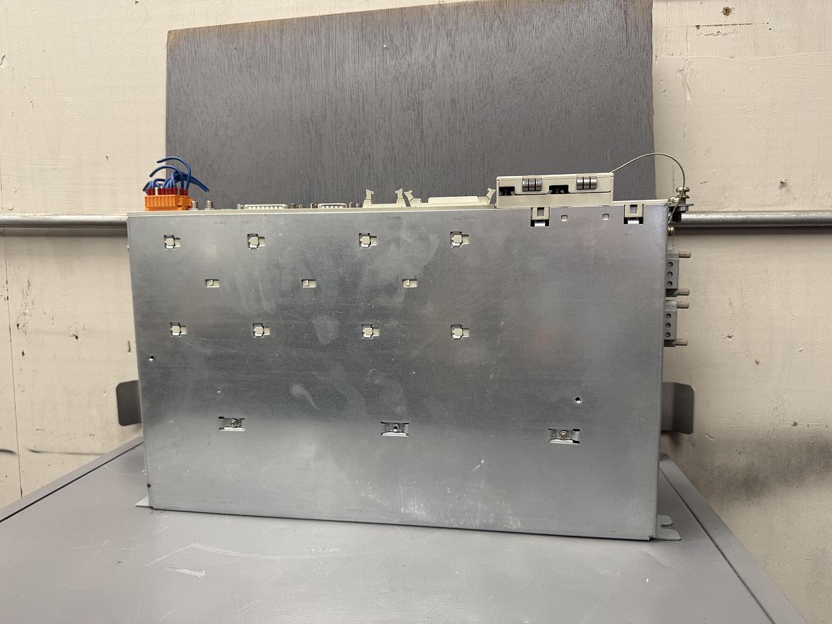 Used Siemens 6SN1123-1AB00-0BA1 SIMODRIVE 611 2-Axis Power Module GHC-15