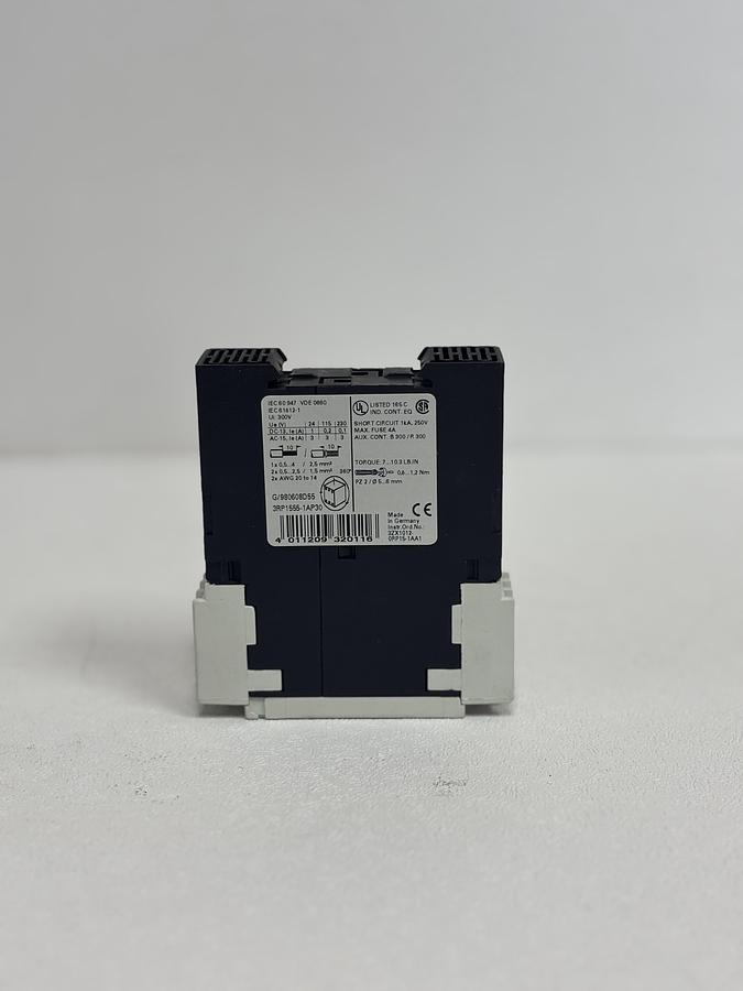 Used Siemens 3RP1555-1AP30 SIRIUS Electronic Timing Relay GHC-40