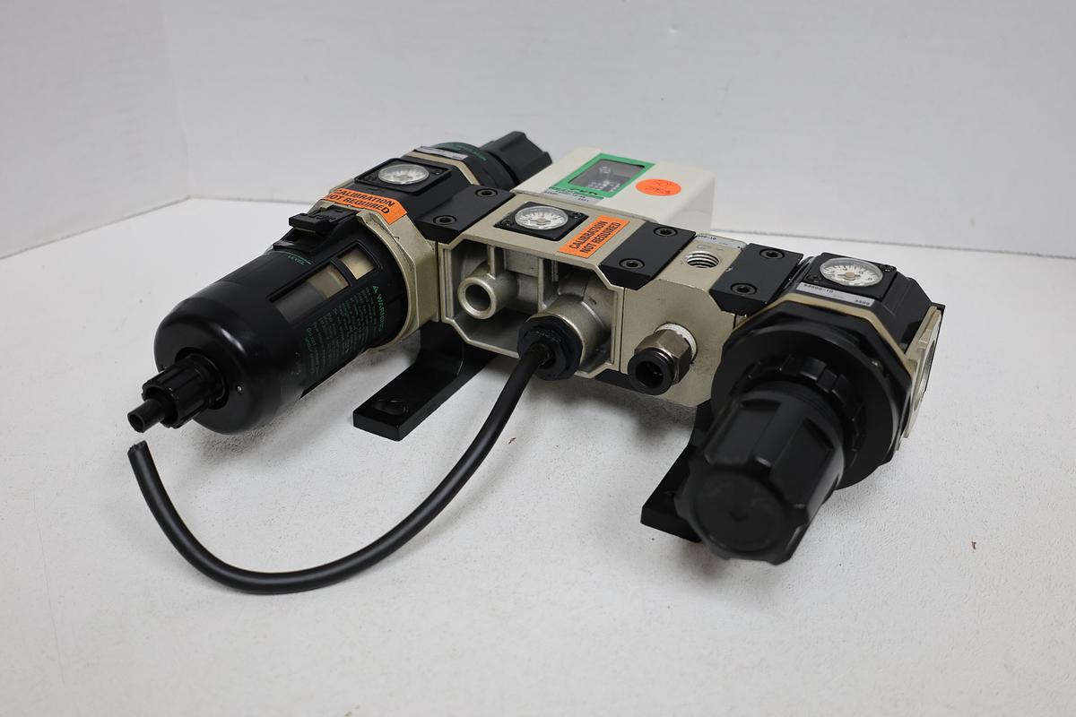 Used CKD Filter Regulator W/Pres. Switch & Inline Filter & Regulator 1/4" 3/8"