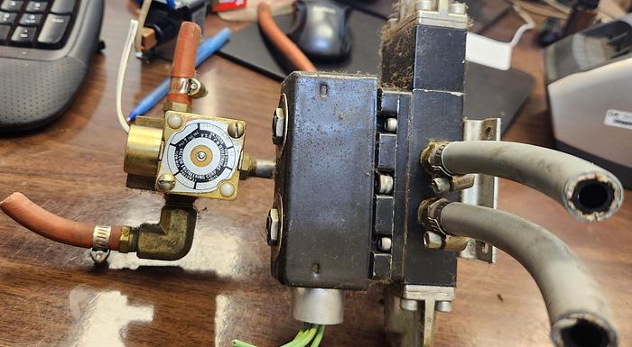 Parts Only Valcor Engineering 10C56HB4-10, 24VDC, 15 Watts Max, 125PSI - GHB-51