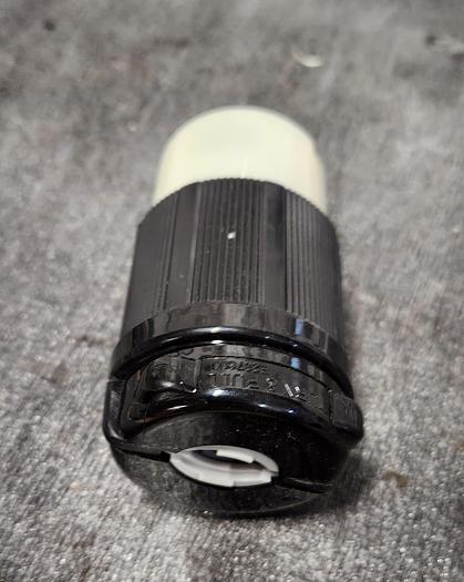 Used Hubbell 231A Female 20A 480V Twist Lock Connector - GHA-125