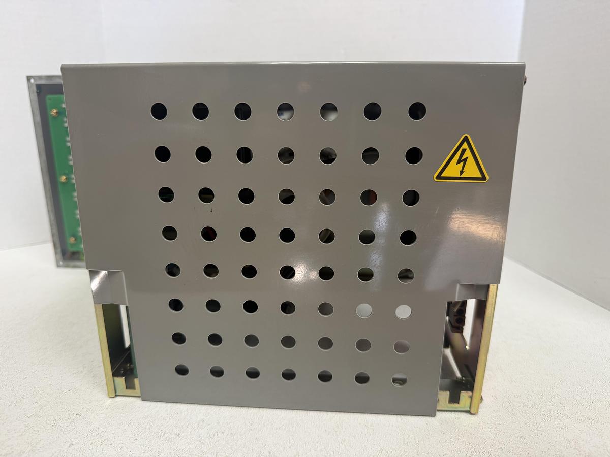 Used Fanuc Series 21-T A02B-0210-C041/TA Monitor A61L-0001-0093 CRT Display Module GHA-40