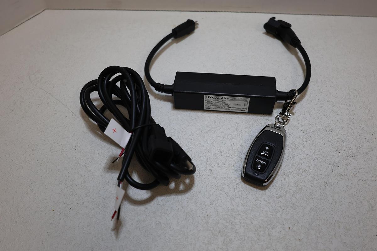 UYGALAXY 12V Linear Actuator Wireless Remote Controller UYGLAC209-1 NEW