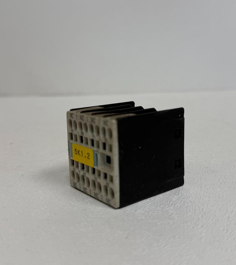 Used SIEMENS 3RH1911-2GA04 – Auxiliary Contact Block GHC-39