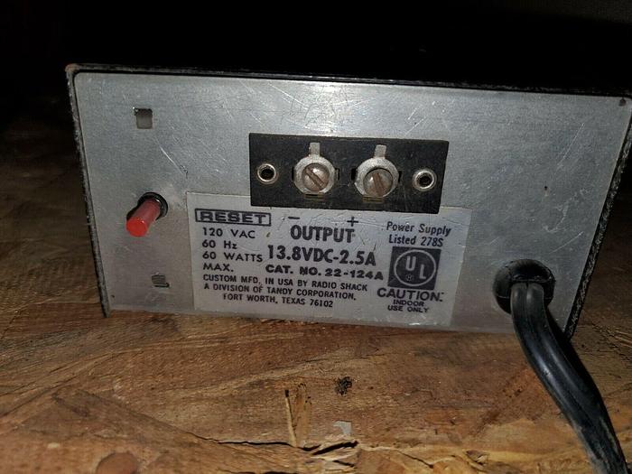 Used Micronta Regulated 12 Volt Power Supply Converts 120 VAC to 12 GH100