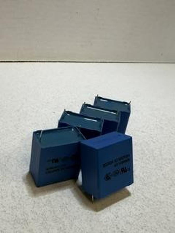 lot of 5 EPCOS B32924C3475M Capacitor Cap 4.7 uF; Tol 20%; Vol-Rtg 305 VAC GHA-114
