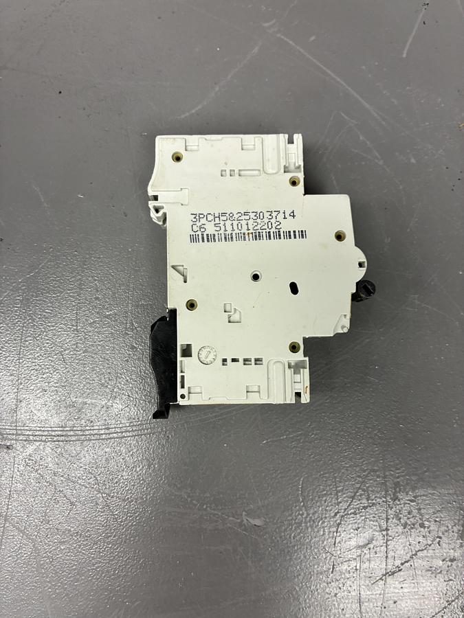 Used AEG Elfa EP61 C6 Cricut Breaker 230/400V GHC-38