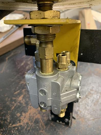 Used Memolub HPS 240 Multipoint Lubrication System GHA-8