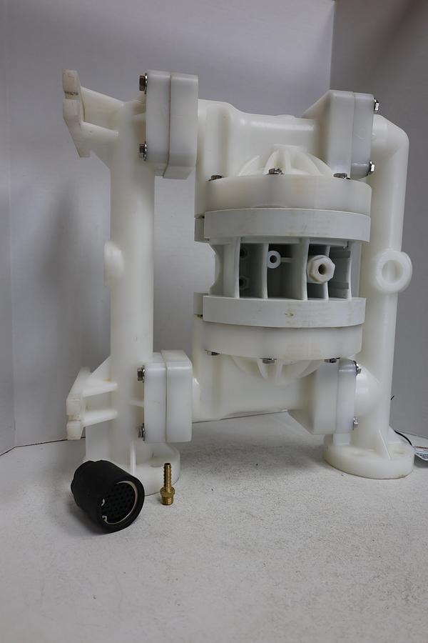 NOMAD PWR-FLO NPF25 Diaphragm Pump P/N 25-12641 New Polypropylene GHA-46