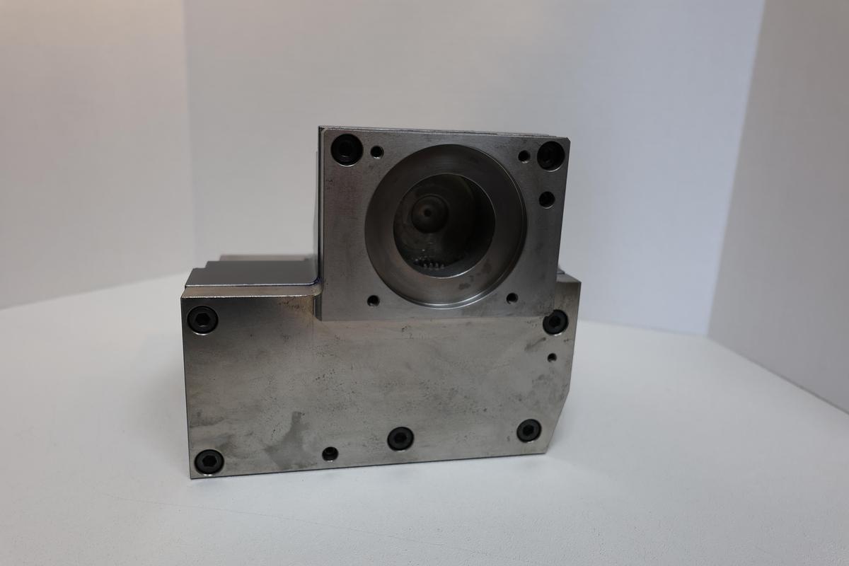 Used Star CNC B038-0642 4-Port Live Tool Gang Block SR-38 Type B ST-38 Swiss Lathe OEM GHA-188