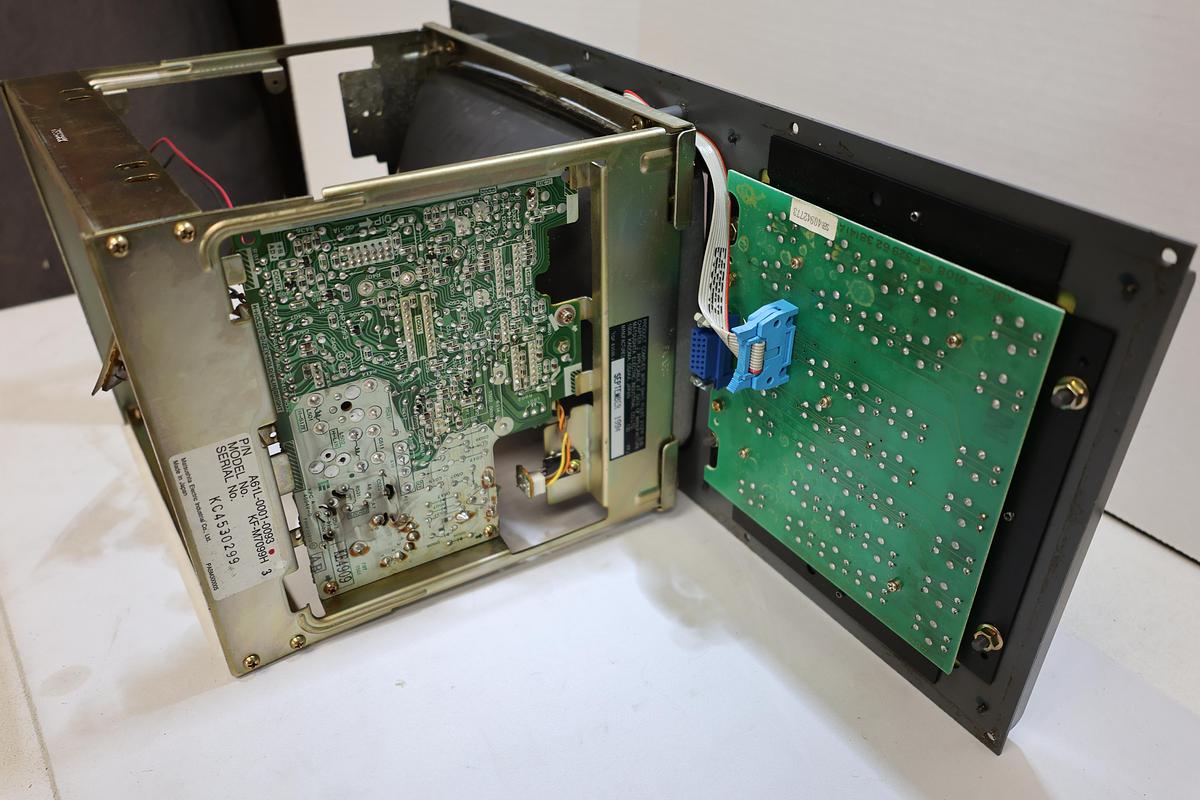 Used FANUC Series 0-T CNC Control Panel A02B-0091-C042 A61L-0001-0093 Parts