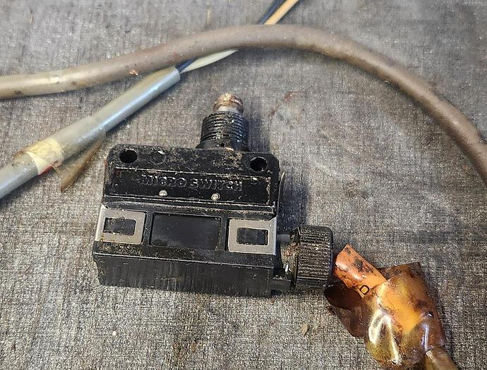 Used Yamatake Honeywell SL1- Micro Switch - GHA-159-C3