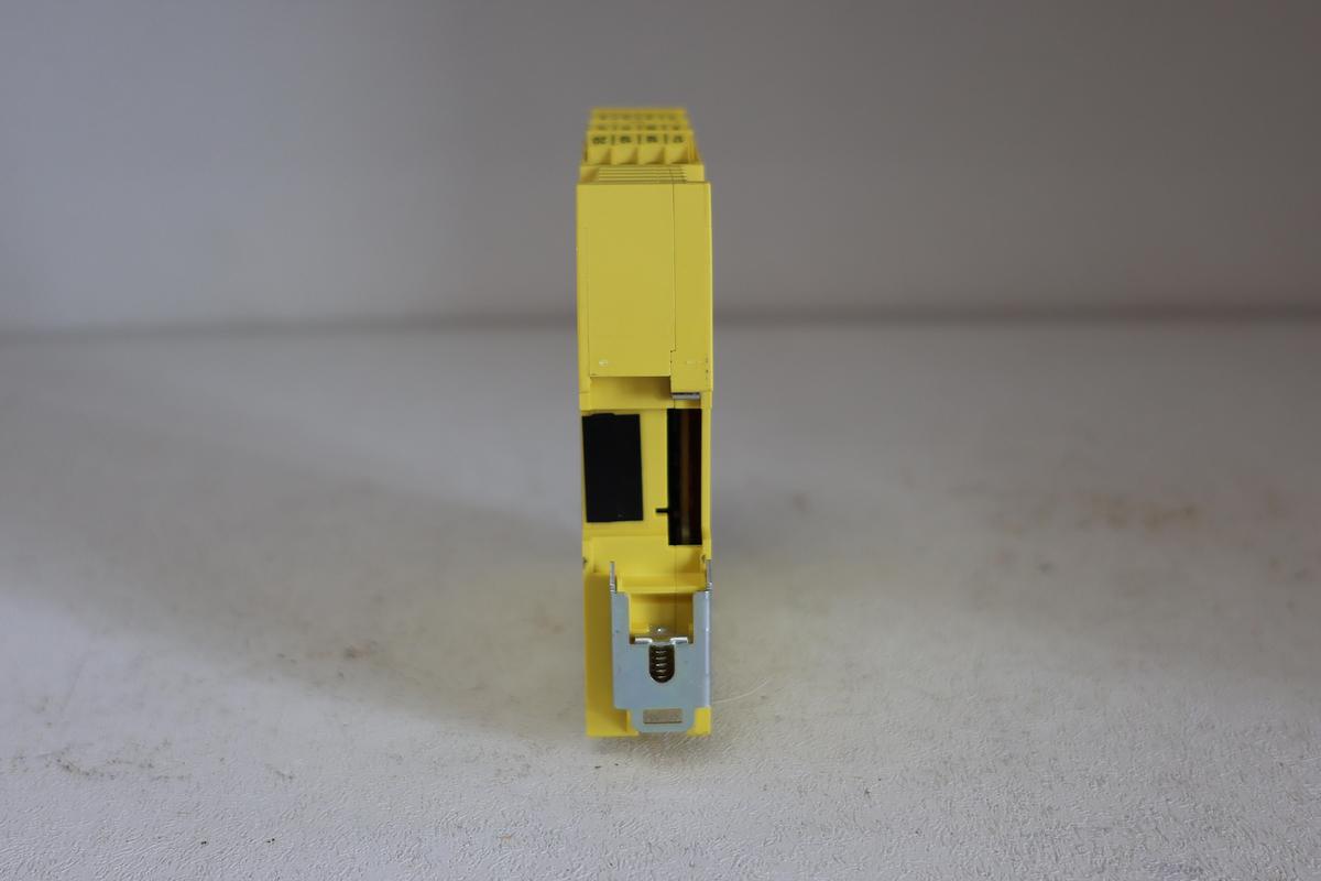 Used REER Mosaic M1S-P Safety Controller Module P/N 8040390 – SIL3 PL e Industrial GHA-54