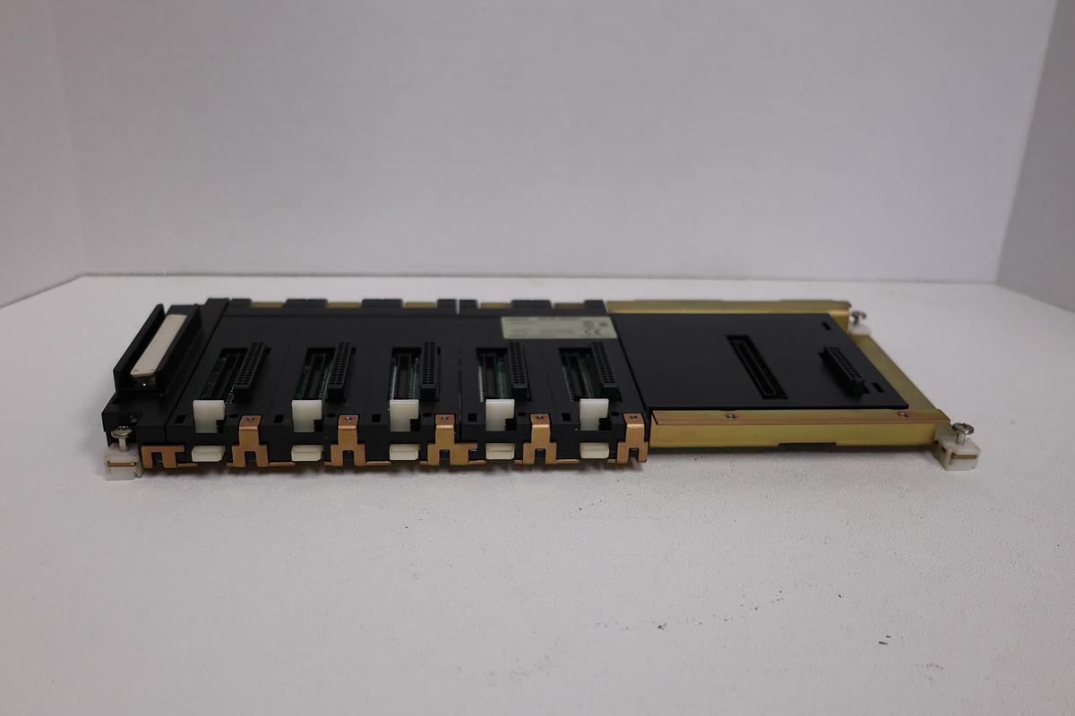 Used Omron CS1W-BC053 CS1 Series 5-Slot CPU Backplane Rack PLC Base Unit Used GHC-34