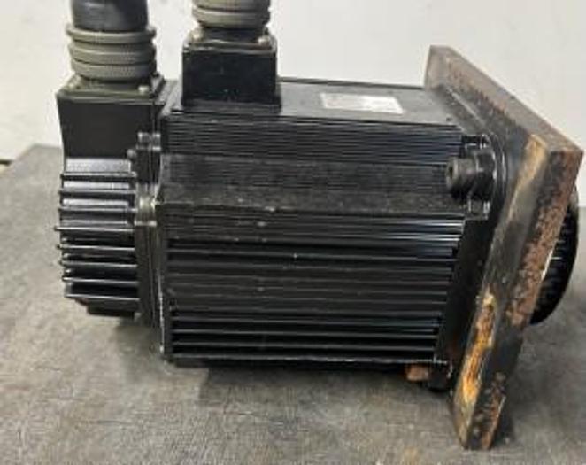 Used Yaskawa SGMG-13A2AB AC Servo Motor - GHC-13
