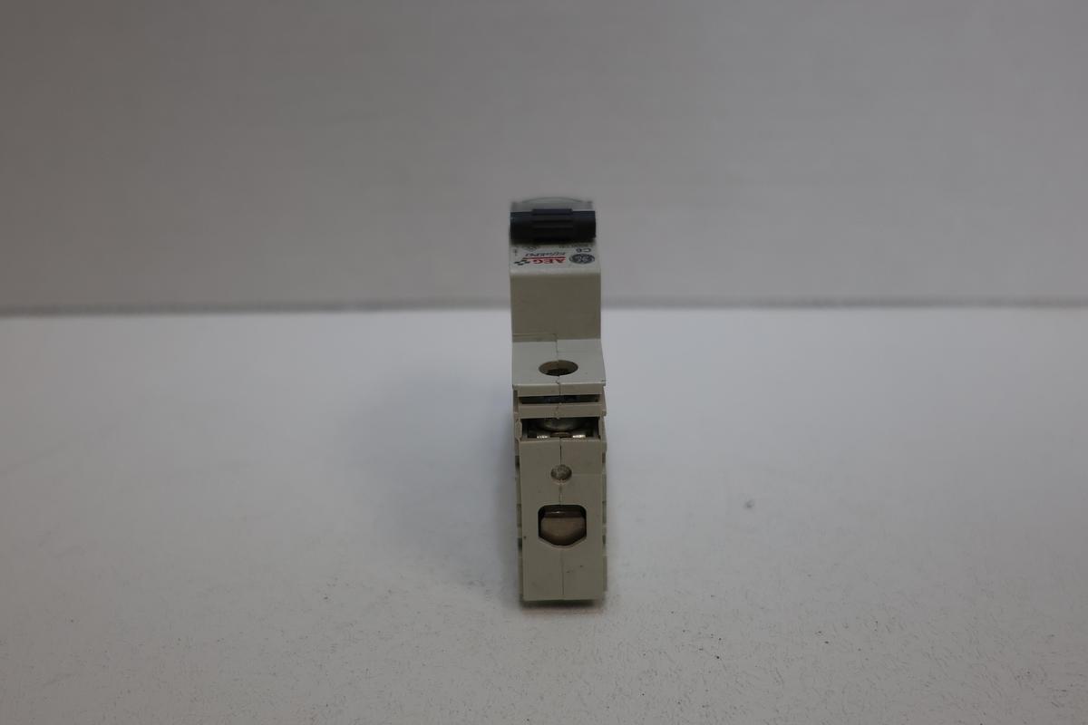 Used AEG Elfa EP61 C6 Circuit Breaker 6A 230/400V DIN Rail Single Pole GHC-38