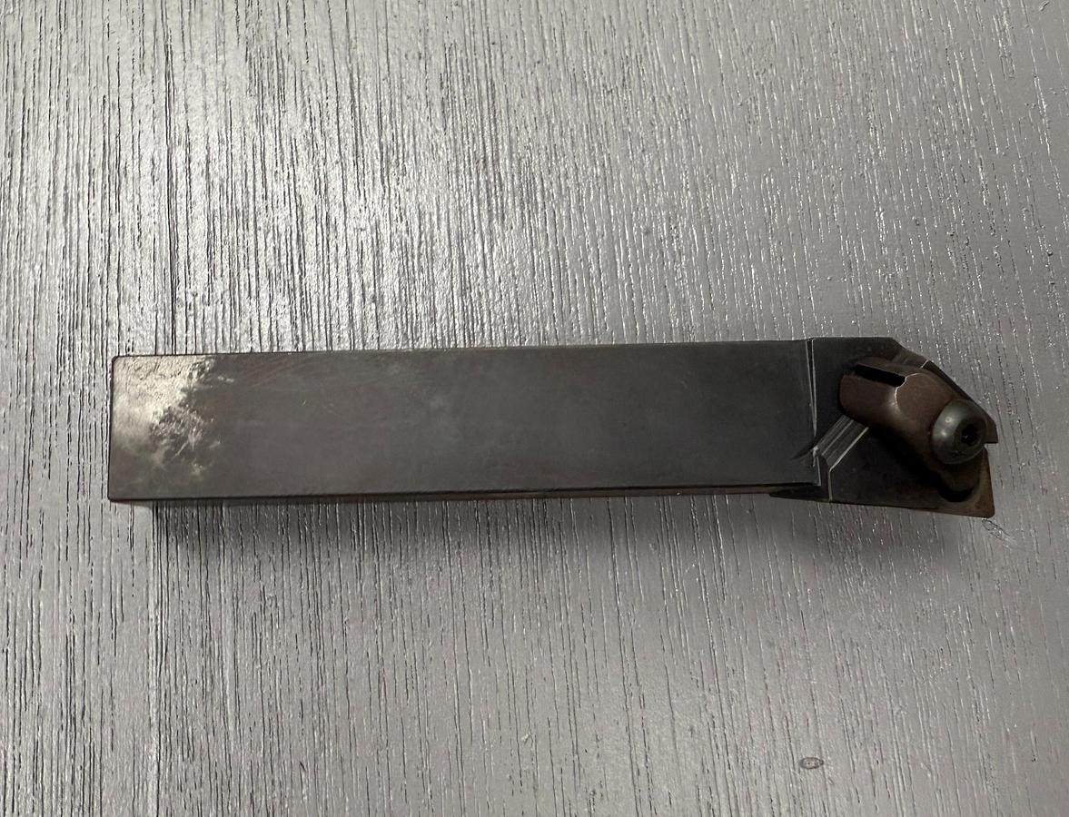 Used Kennametal Indexable Turning Toolholder DCLNL164DKC3 GHC-8