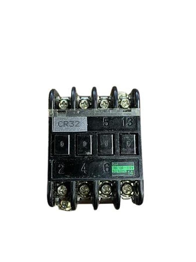 Used Fuji Electric Co. SRCa3631-0(4a) Magnetic Contactor