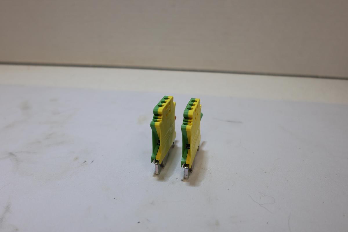 Lot of 2 Mini DIN Rail Ground Terminal Blocks Green/Yellow Used