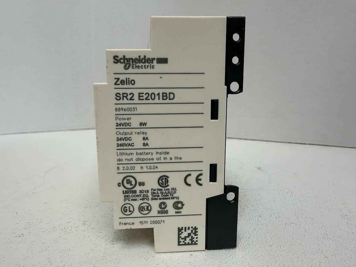 Used Schneider Electric Telemecanique SR2E201BD Smart Relay – Zelio Logic, 24VDC GHA-99