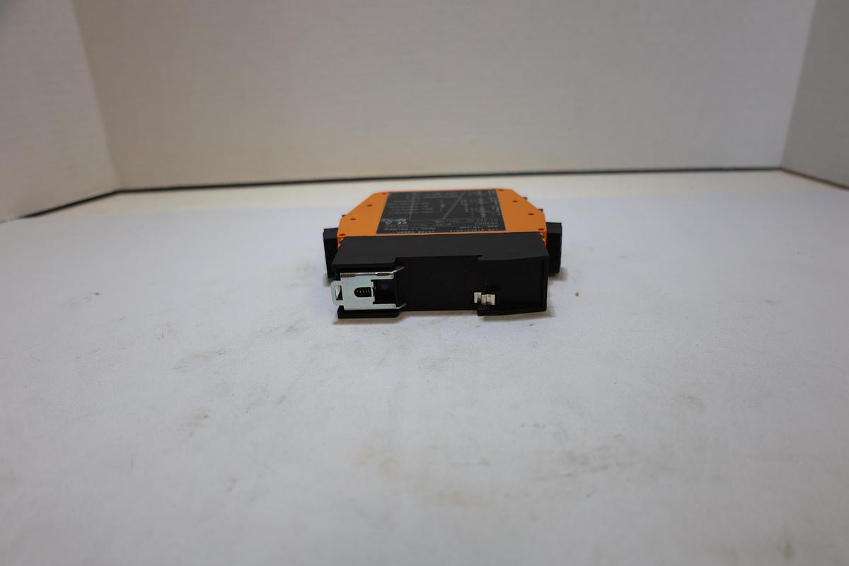 Used IFM Efector SR0150 Low Voltage Wire Break Relay 24VDC DIN Rail Used