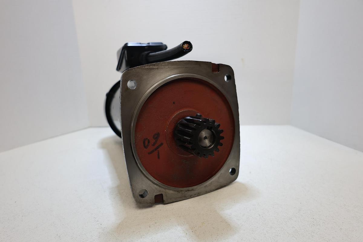 Used Taiwan Tainan 1/2HP 220V 48 Pole Phase Induction Motor 1450 RPM Used