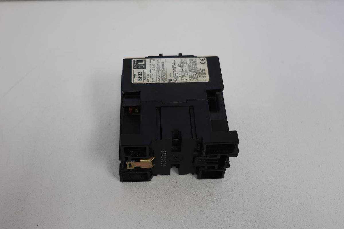 Used Lovato BF32 Series Contactor – 82A @ 600VAC – 3 Pole – Industrial Control 200/240V GHA-185
