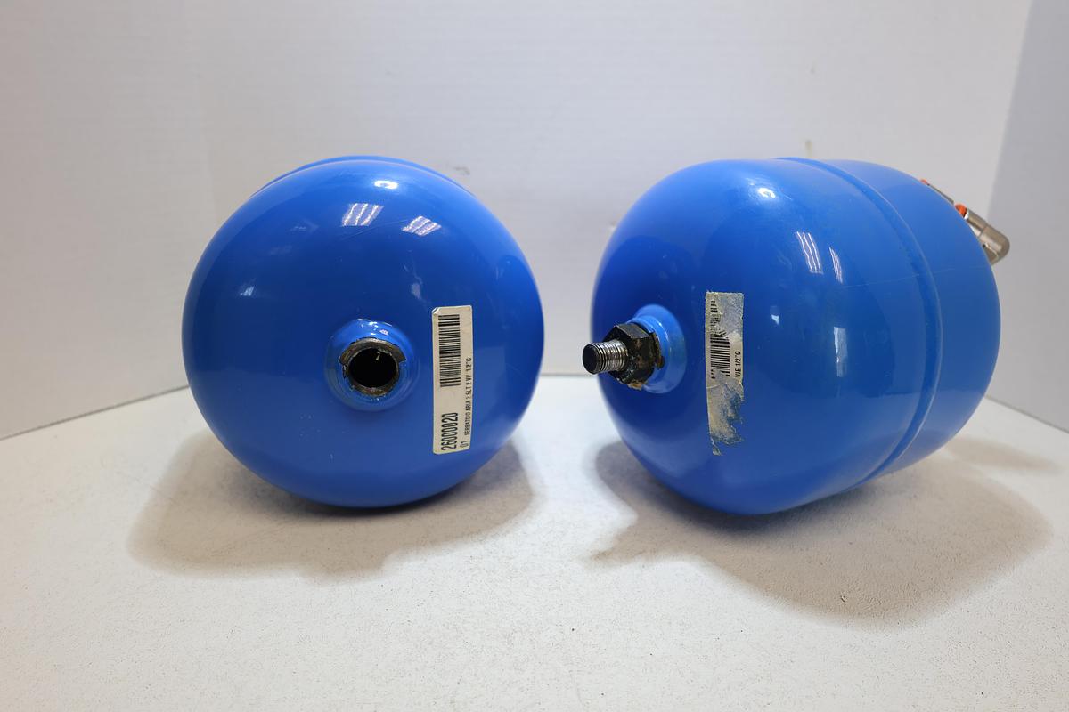Used Rocco 2.5L Air Reservoir Tank w/ Pneumatic Fittings 11 Bar 2021 Italy Used