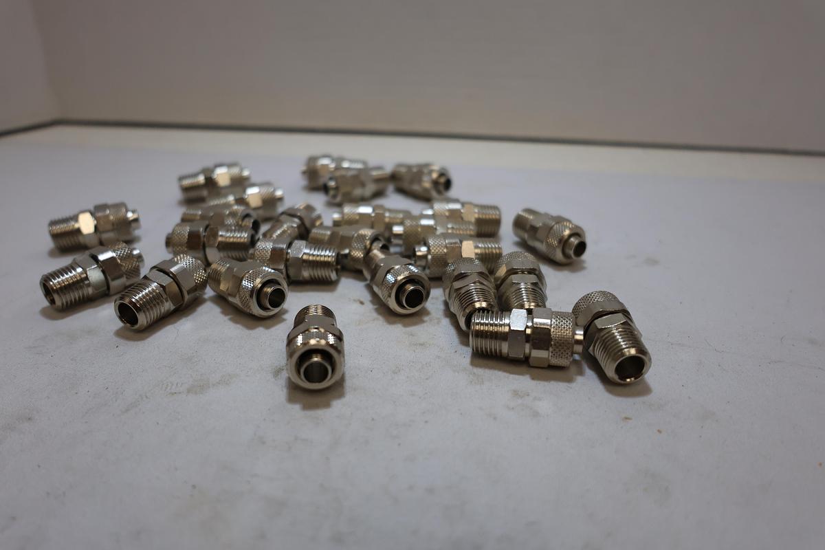 Used Lot of 25 M14 x 9/32" OD Push-to-Connect Pneumatic Fittings 55123256
