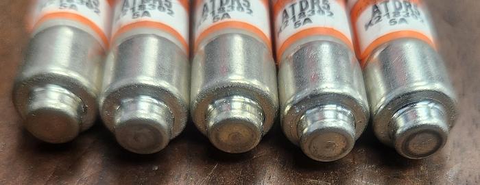 5 PCS New Mersen ATDR5 5A 600V Time Delay Fuses - GHGC-D3