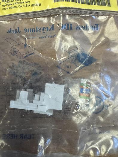 Unicom MIOP5-U36-WT SpeedCap CAT3  White Tooless IDC Keystone Jack GHGC-D11