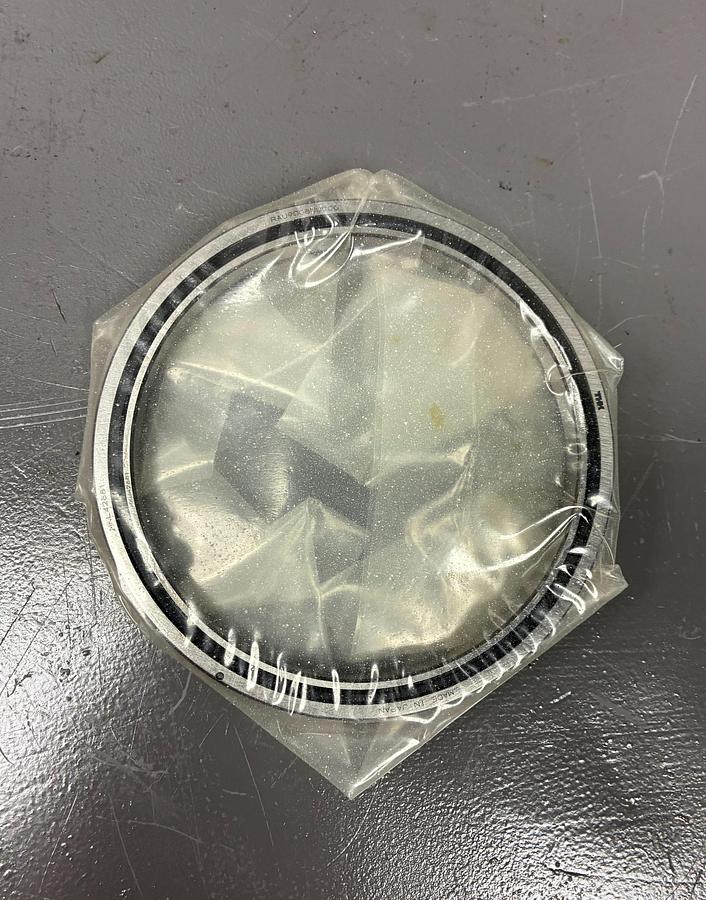 Used THK RAU9008110000 CROSS ROLLER BEARING GHC-40