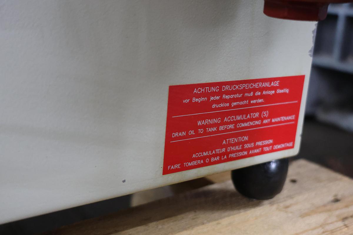 Used Mewesta Hydraulik Hydraulic Power Unit HPU 400V 3kW Accumulator 2750RPM