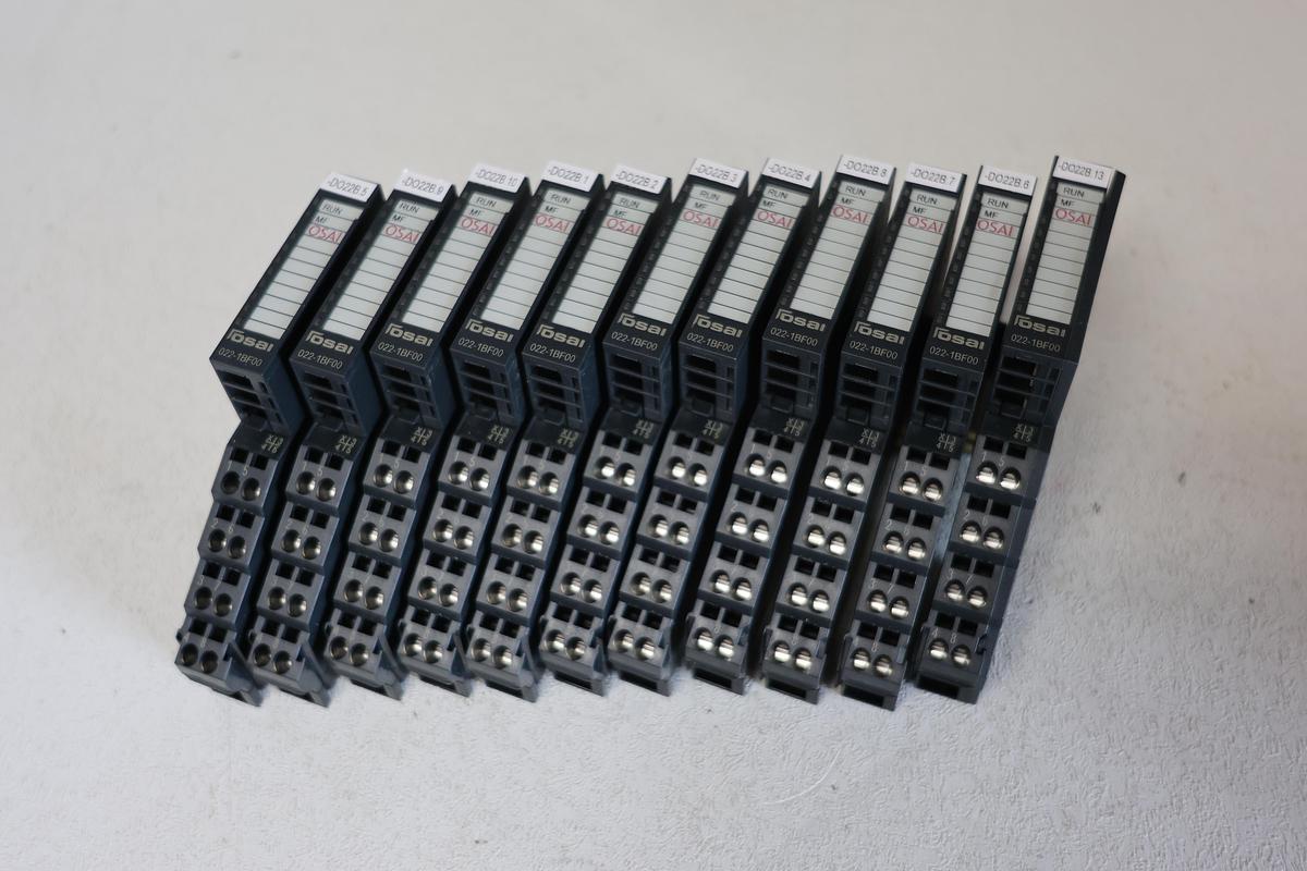 Used (Lot of 11) Osai PM022‑1BF00 8‑Channel Digital Input/Output Module Industrial Automation GHC-16