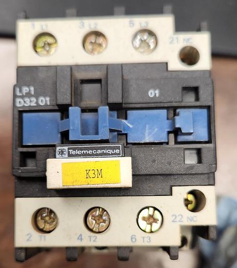 Used LP1D3201 Telemecanique Contactor w/ LA4DC3U 24-250V Coil Suppressor - GHA-98