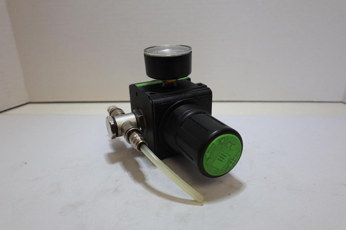 Used Bosch Rexroth 0821302511 Pneumatic Pressure Regulator w/ Gauge Used