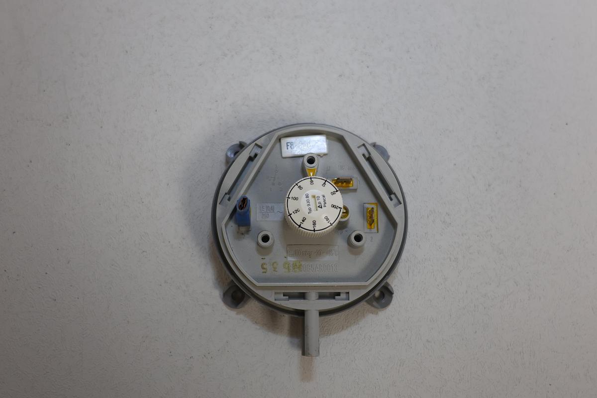 Used Beck Sensortechnik 930.80 Series Differential Pressure Switch