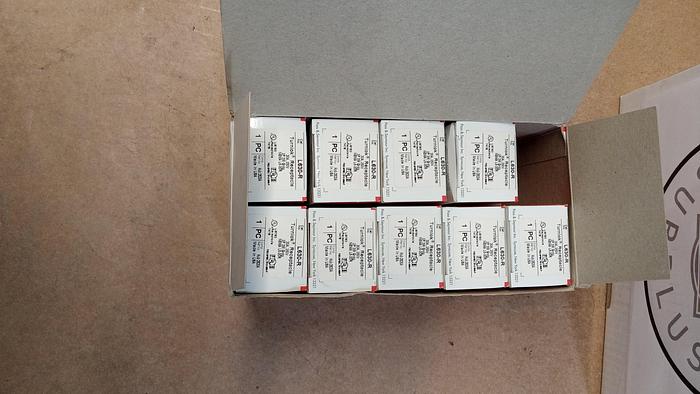 Used Lot of 10 Pass & Seymour Legrand L630-R Turnlock Receptacle 30A 250V 2P 3W GH501