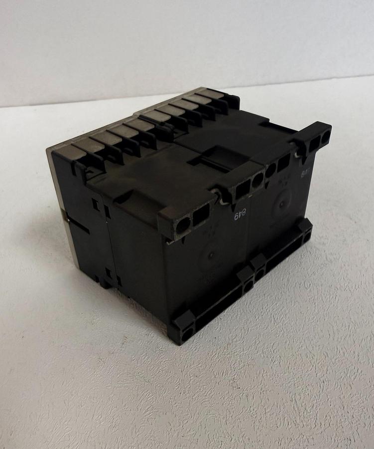 Used (Lot of 2) Siemens 3RT1016-2BB41 SIRIUS 3R Power Contactor GHC-40 