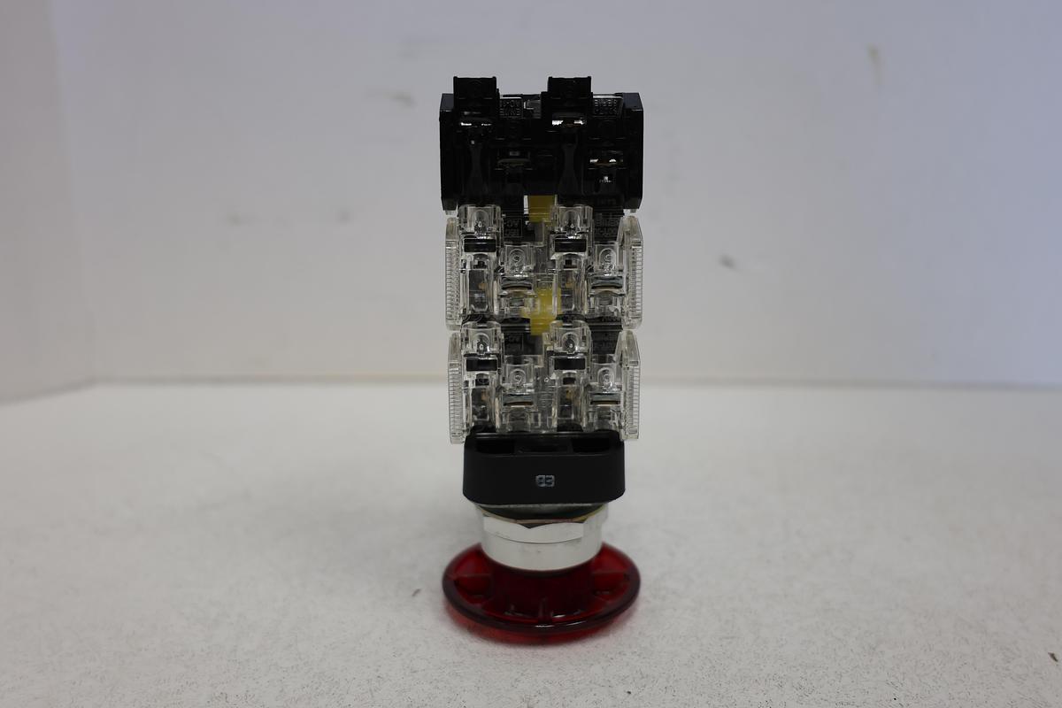 Used Allen Bradley 800TC-FXJQH2RA5 Red E-Stop Emergency Stop Pushbutton