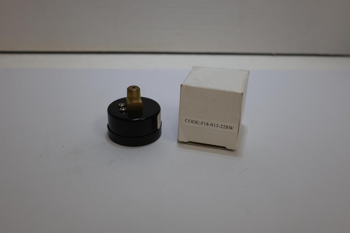 160 PSI Pressure Gauge MPa Bar PSI White Face Rear Mount NOS 18-013-228W