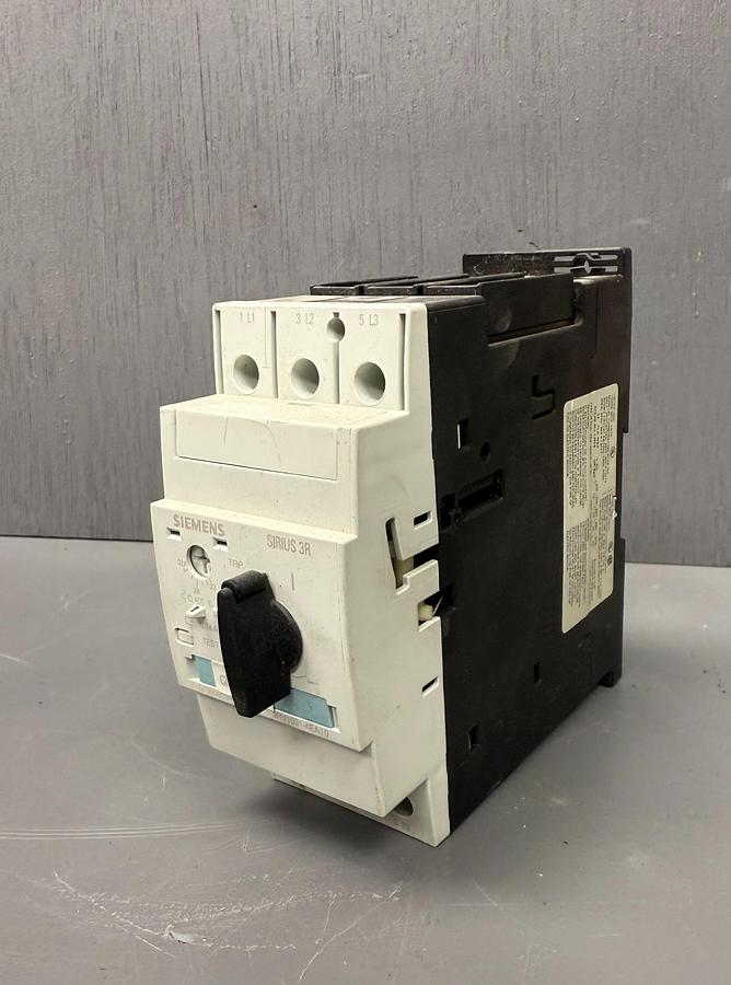 Used  Siemens SIRIUS 3RV1031‑4EA10 Manual Motor Starter / Circuit Breaker — 22–32 A GHC-37